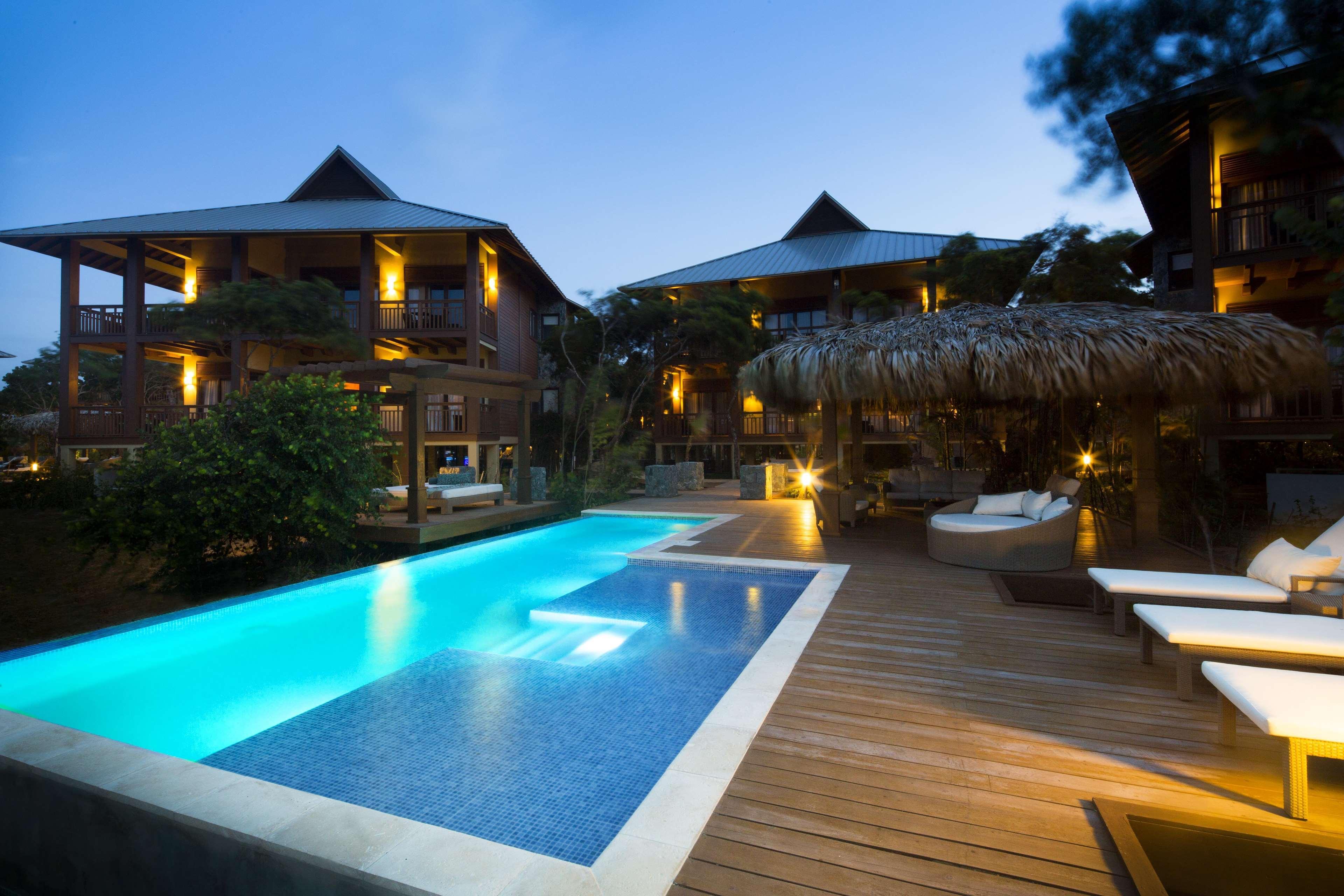 Indura Beach & Golf Resort Curio Collection By Hilton Tela Exterior foto